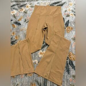 Aritzia TNA Butter split High Rise Flare Yoga Pant leggings